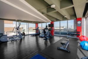 Fitness centrum a/nebo fitness zařízení v ubytování Four Points By Sheraton Bogota