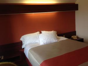Postel nebo postele na pokoji v ubytování Motel 6-Olathe, KS