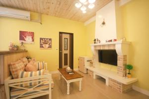 Televisyen dan/atau pusat hiburan di Meet B&B