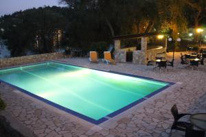 The swimming pool at or close to Amfitriti Hotel & Studios