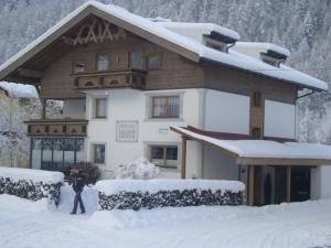 Gästehaus Renate žiemą