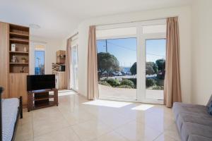 Gallery image of Bella vista studios in Chios