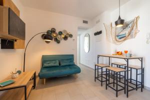 Gallery image of Residence Valentina Eccezionale Piscina Vista Mare int 7 in Santa Maria al Bagno +35 photos