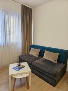 Istumisnurk majutusasutuses Studio DIVNA Sarajevo