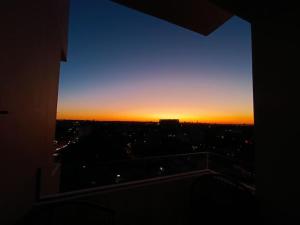 Východ nebo západ slunce při pohledu z apartmánu nebo okolí