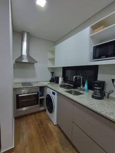 Kuchyň nebo kuchyňský kout v ubytování Depto de lujo en zona Carmelitas