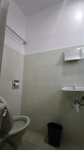 Un baño de R & R (Rest & Relax) Guesthouse