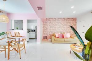Dapur atau dapur kecil di Free Parking, Bay View, Pool, Step To Beach +47 gambar