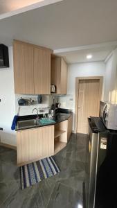 Η κουζίνα ή μικρή κουζίνα στο Appartement pattaya 2