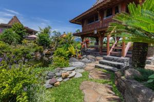 Zahrada ubytování Billys Ayodya Villa