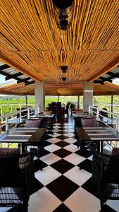 Ресторан / где поесть в @The Drakens Lodge