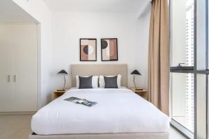 Foto dalla galleria di Silkhaus spacious 2BDR in Downtown center with balcony - O a Dubai