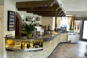 Nápoje v ubytování Hotel San Lorenzo Chiavenna + 19 fotografií