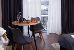 Jedlo v apartmáne alebo blízkom okolí