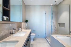 Kép Silkhaus homely 2BDR with stunning Downtown view with Balcony - O szállásáról Dubajban a galériában