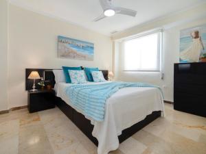 Łóżko lub łóżka w pokoju w obiekcie Apartment Frentemar 2 by Interhome