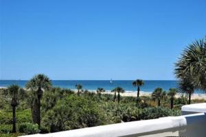 Oceanview Penthouse Deluxe Sleeps 6 109