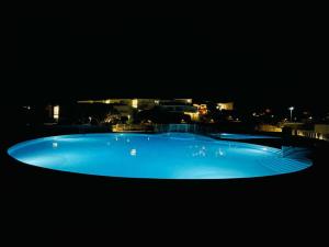 Bazén v ubytování French ocean view, beach and pool nebo v jeho okolí