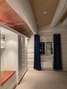 Fotografie z fotogalerie ubytování Tømmerhus nær Tusenfryd utenfor Oslo. v destinaci Ås