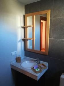 Kylpyhuone majoituspaikassa 2 bedrooms appartement at Sierra Nevada 100 m away from the slopes with wifi