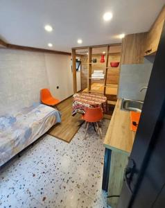 Postel nebo postele na pokoji v ubytování Family Mini-Hotel Martirosyan's and tours
