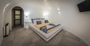 Postel nebo postele na pokoji v ubytování Elite Luxury Suites