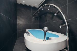 Ein Badezimmer in der Unterkunft Wellness Spa Hotel Jola
