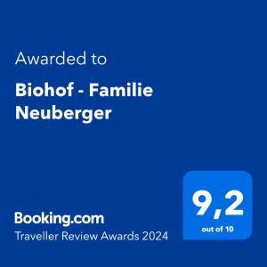 Certifikat, nagrada, logo ili neki drugi dokument izložen u objektu Biohof - Familie Neuberger