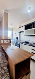 Kuchyň nebo kuchyňský kout v ubytování Apto na praia dos ingleses