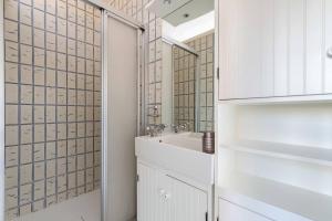 Kúpeľňa v ubytovaní Cosy studio close to Brussels South Charleroi Airport