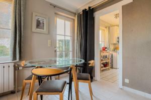 Posezení v ubytování Cosy studio close to Brussels South Charleroi Airport