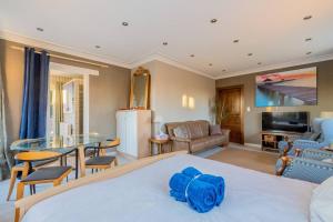 Posezení v ubytování Cosy studio close to Brussels South Charleroi Airport