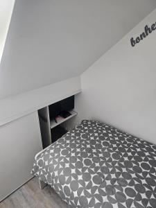 صورة لـ Blue Baroque Rer-C N104-A6 في برتينيي-سور-اورج