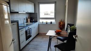Kuhinja oz. manjša kuhinja v nastanitvi Apartment - Lilo Monteur - Ferienwohnung