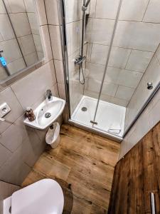 Koupelna v ubytování Hotel am Rathaus
