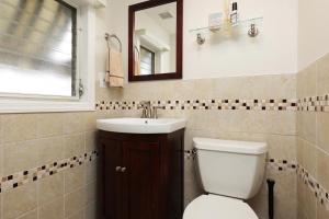 Gallery image of Barefoot Villa- 3 min walk to Lavallette beach in Lavallette