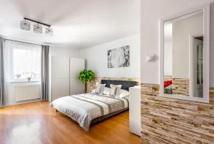 Krevet ili kreveti u jedinici u objektu Apartament DIAMOND 35m2, 4 osoby, balkon, free parking