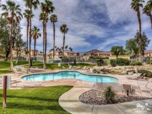 Πισίνα στο ή κοντά στο LaQuinta's FINEST Resort - Condo