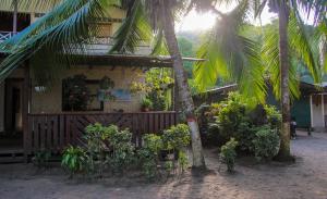 Gedung tempat guest house berlokasi