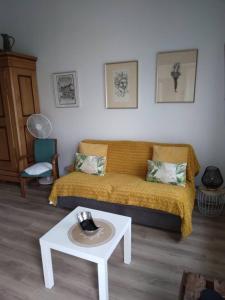 Część wypoczynkowa w obiekcie Appartement cosy Wintzenheim + terrasse