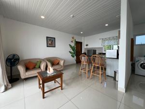 Kuchyň nebo kuchyňský kout v ubytování Creole Pearl Self-Catering