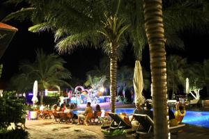 Bazén v ubytování Hòn Rơm 2 Mũi Né Resort - by Bay Luxury nebo v jeho okolí + 24 fotografií