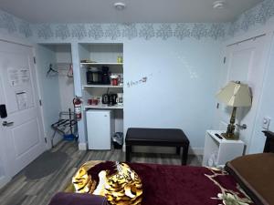Kuchyň nebo kuchyňský kout v ubytování Guest Suite - Private Retreat - J-1