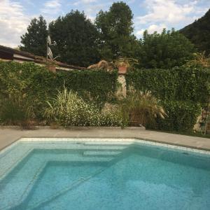 The swimming pool at or close to B&B Pieve Degli Artisti