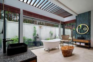 拉古洼Four Points by Sheraton Bintan, Lagoi Bay的相册照片