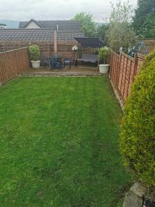 Imagen de la galería de Charming 2 bed sandstone cottage in Waterside, Kirkintilloch, en Kirkintilloch