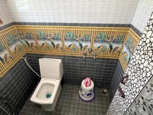 Koupelna v ubytování Sai Ayush Homestay