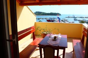 Fotografie z fotogalerie ubytování BUCO seafront apartments & fastfood v Pakoštane