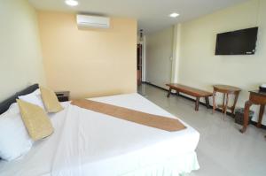 TV a/nebo společenská místnost v ubytování Techno Riverview Resort