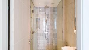 Bilik mandi di Cassia Residences +9 gambar